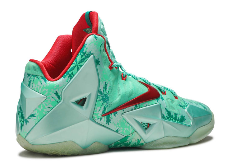 Nike Lebron XI Christmas