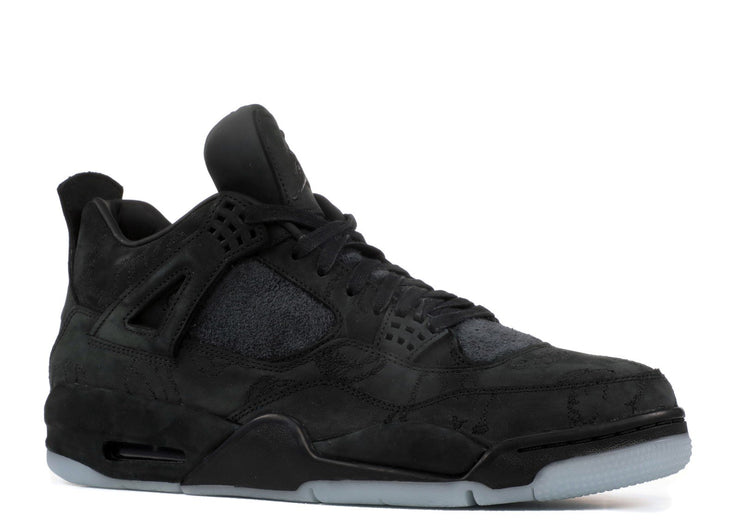 Air Jordan Retro 4 Kaws