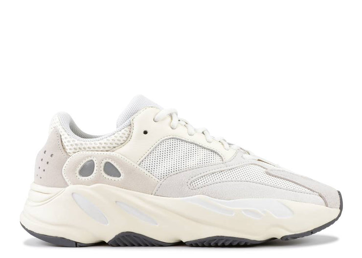 Adidas Yeezy 700 Analog