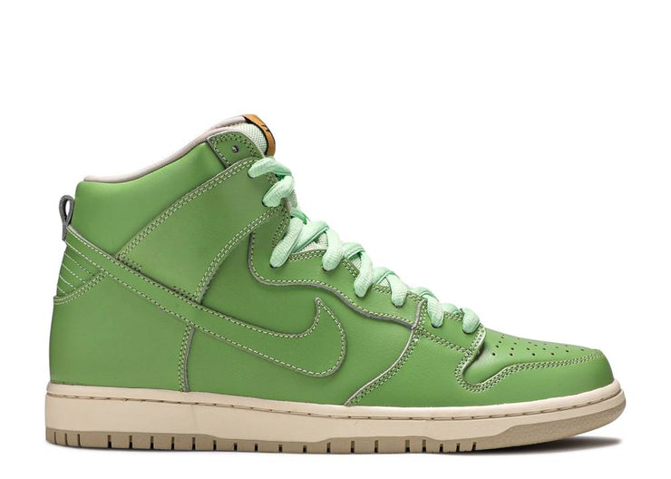 Nike Dunk Statue of Liberty